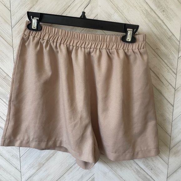 Beige Two-Piece Outfit - Picture 2 of 15